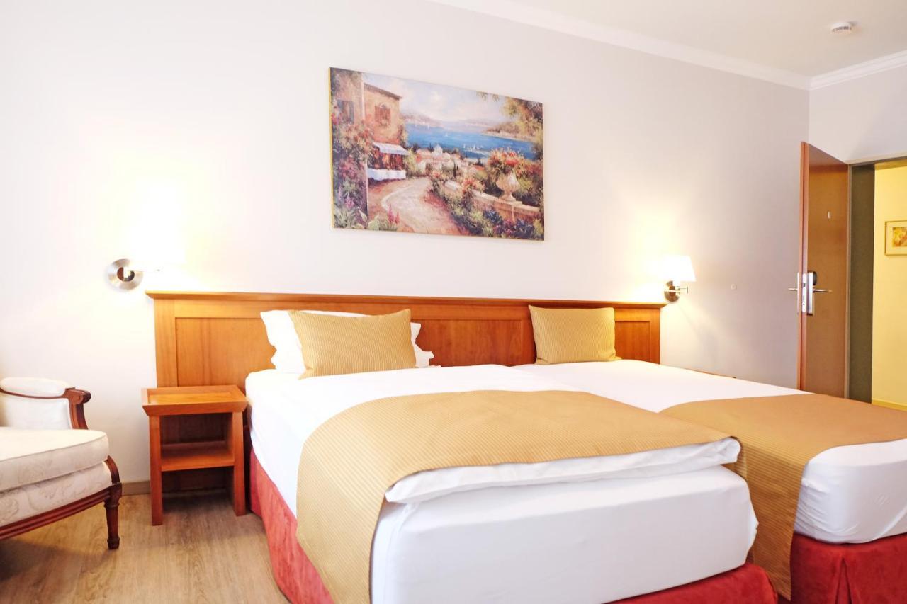 Hotel Mennicken Würselen Eksteriør billede