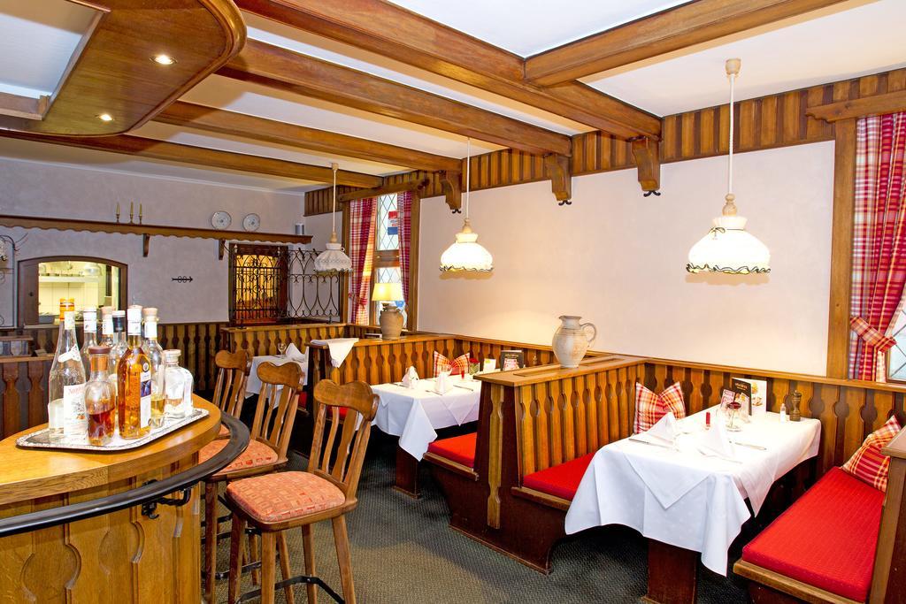 Hotel Mennicken Würselen Eksteriør billede